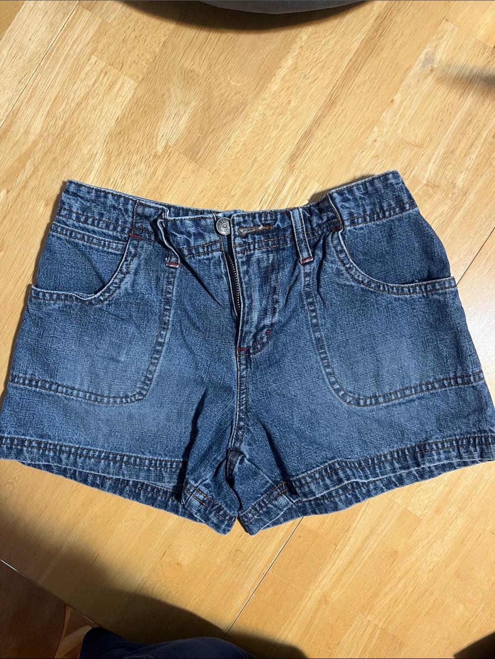 SO Juniors’ Denim Shorts Size 3 3” inseam